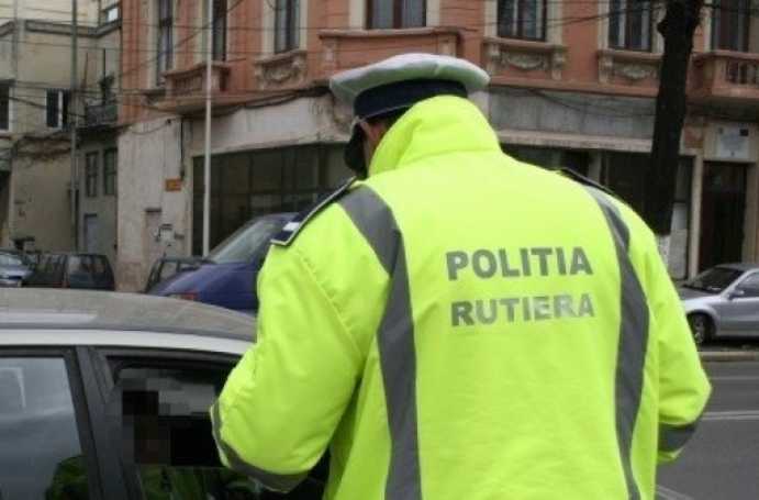 Depistat în trafic fără permis de conducere