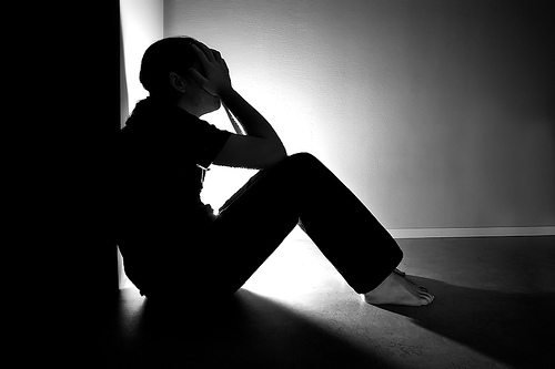 TULCEA: Tineri, trimişi în judecată pentru pornografie infantilă