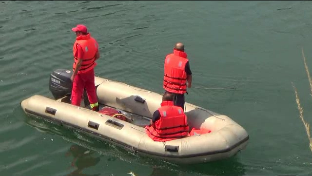 UPDATE – Alertă la Techirghiol. Două persoane, în pericol de înec