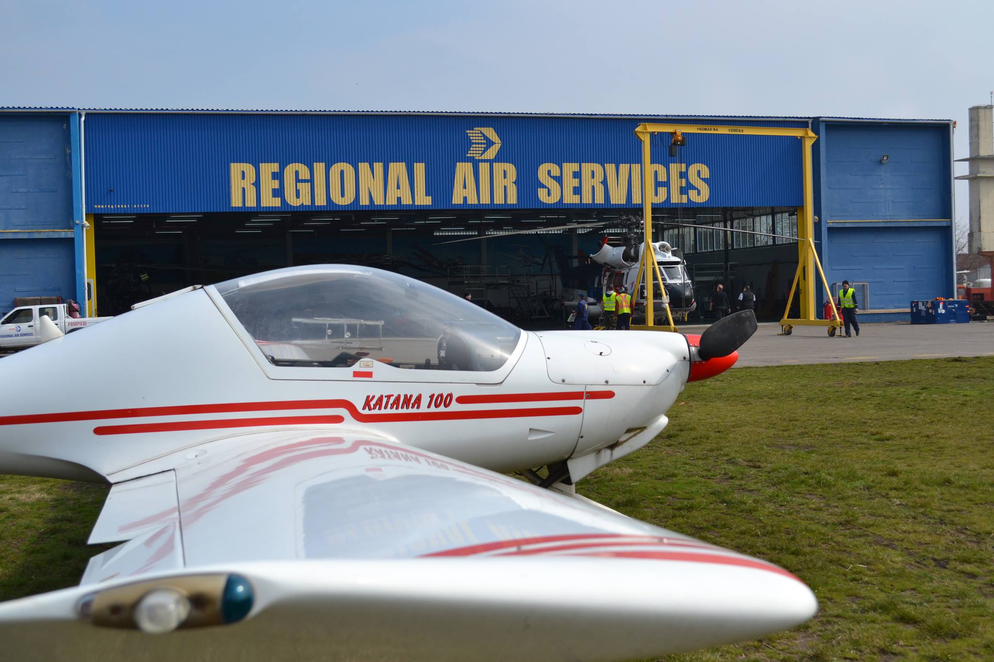 „Şcoala altfel” la Aeroportul Tuzla