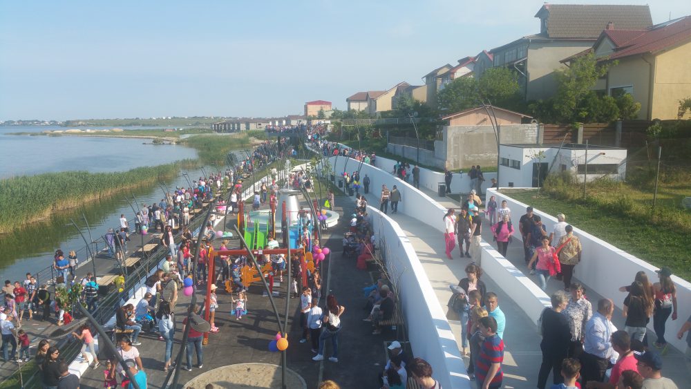 OVIDIU: Investiție europeană într-un parc modern pe malul lacului