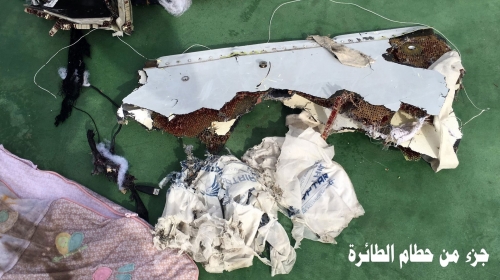 Imagini cu epava EgyptAir
