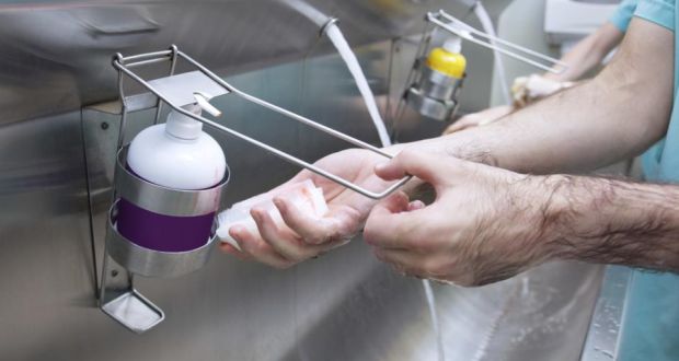 Update – EXCLUSIVITATE: Mai multe spitale din Constanța folosesc dezinfectanți Hexi Pharma, posibil ”botezați”