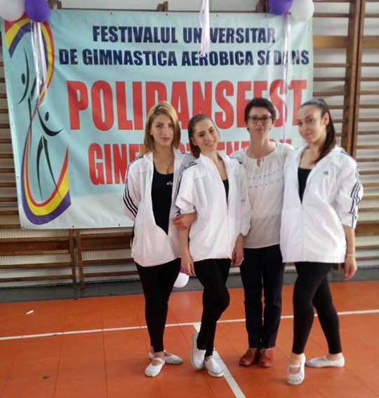 FOTO – Studentele Universității OVIDIUS, campioane la Festivalul Universitar de Dans