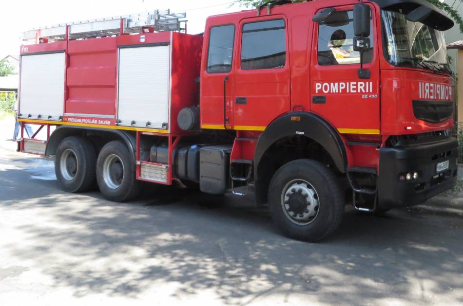CONSTANȚA: Incendiu în zona Casei Căsătoriilor