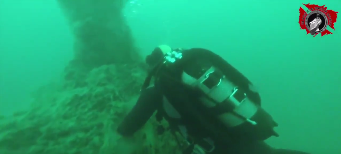 VIDEO: Imagini rare. Scufundare la epava unui submarin sovietic de lângă Costinești