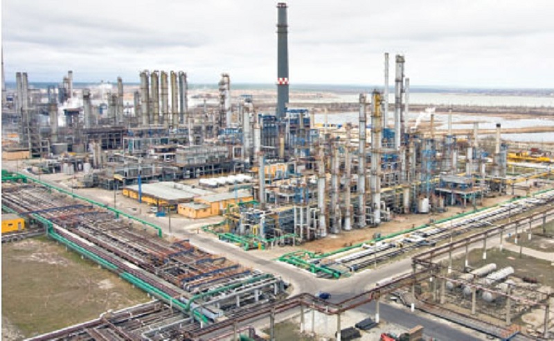 Statul român vrea să recupereze datorii de sute de milioane de dolari, după privatizarea Rompetrol
