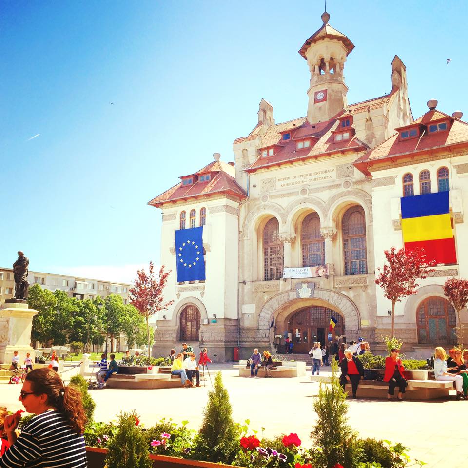 CONSTANȚA: Ziua Națională a Armânilor – Spectacole în Piața Ovidiu