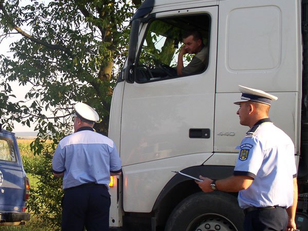 BABADAG, TULCEA. Condamnați, reținuți de polițiști