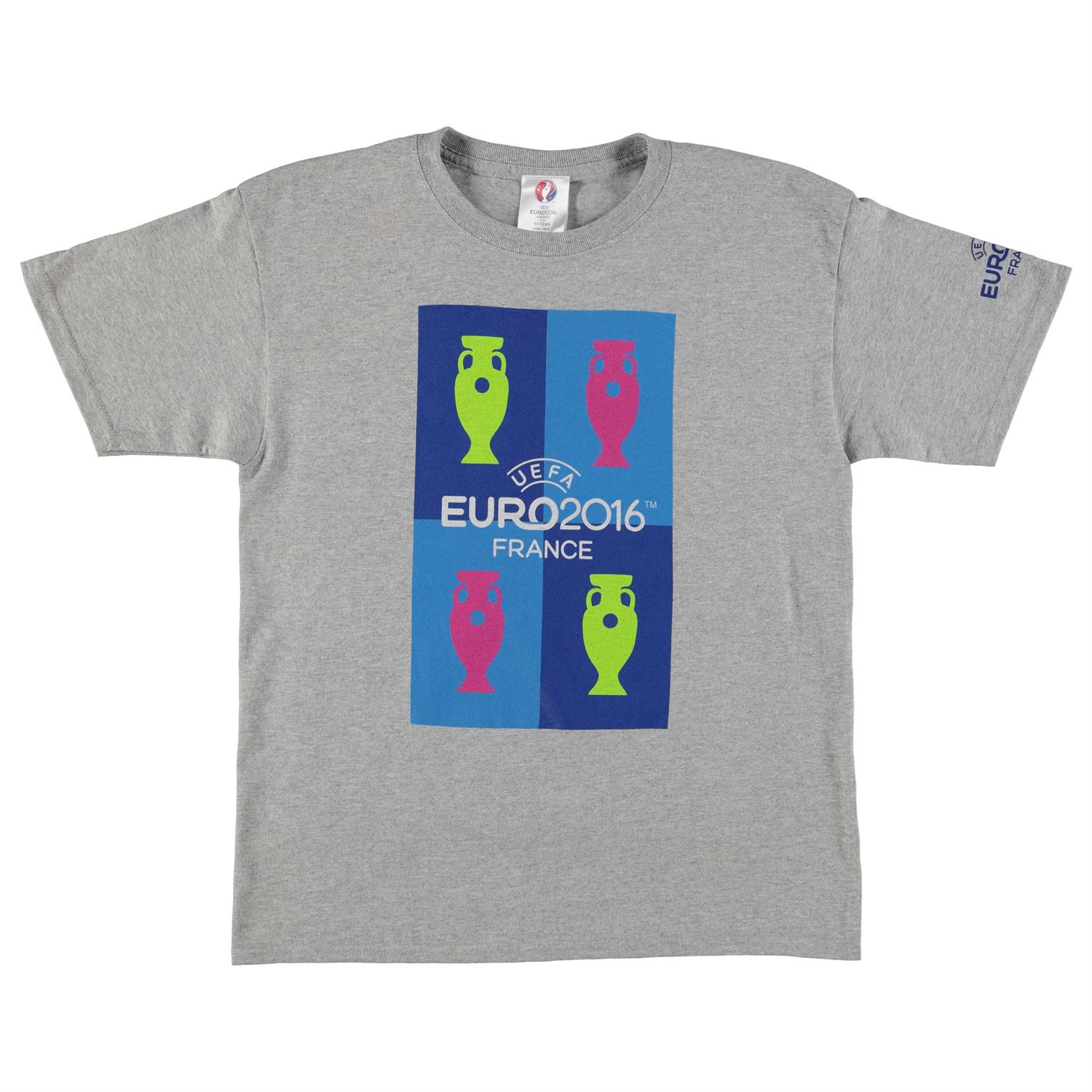 BABADAG. Articole vestimentare contrafăcute cu EURO 2016