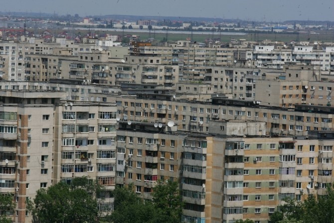CONSTANȚA. Nu uitați că datorați taxă sau impozit și pe terenul de SUB apartament!