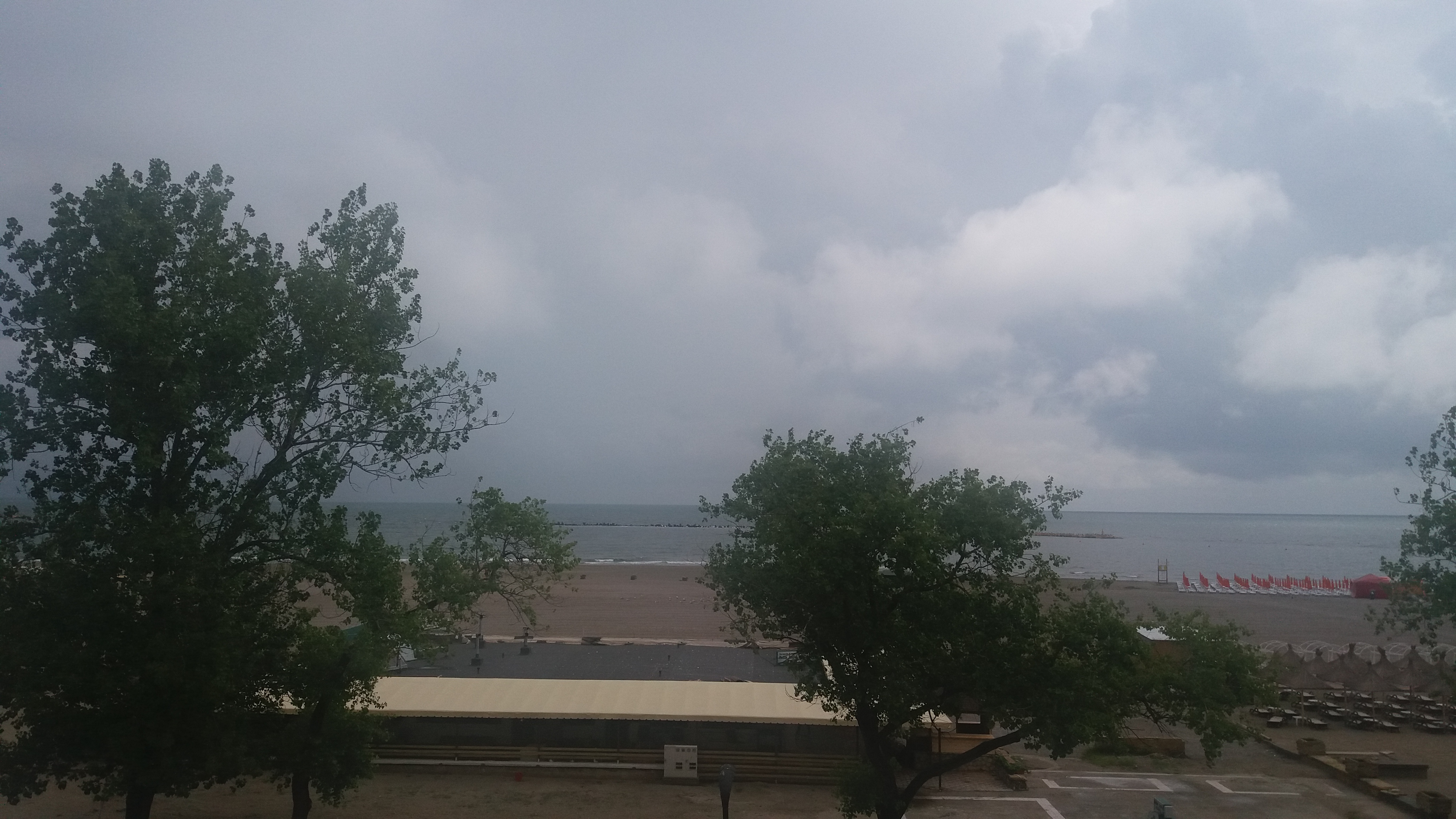 DOBROGEA: Vreme instabilă, cer noros și vânt