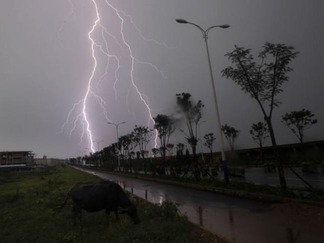 Cod Galben de ploi și descărcări electrice în județul Constanța