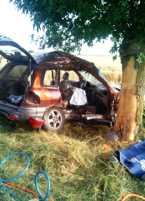 FOTO – Un mort și trei răniți. Accident grav pe DN4, în județul Călărași