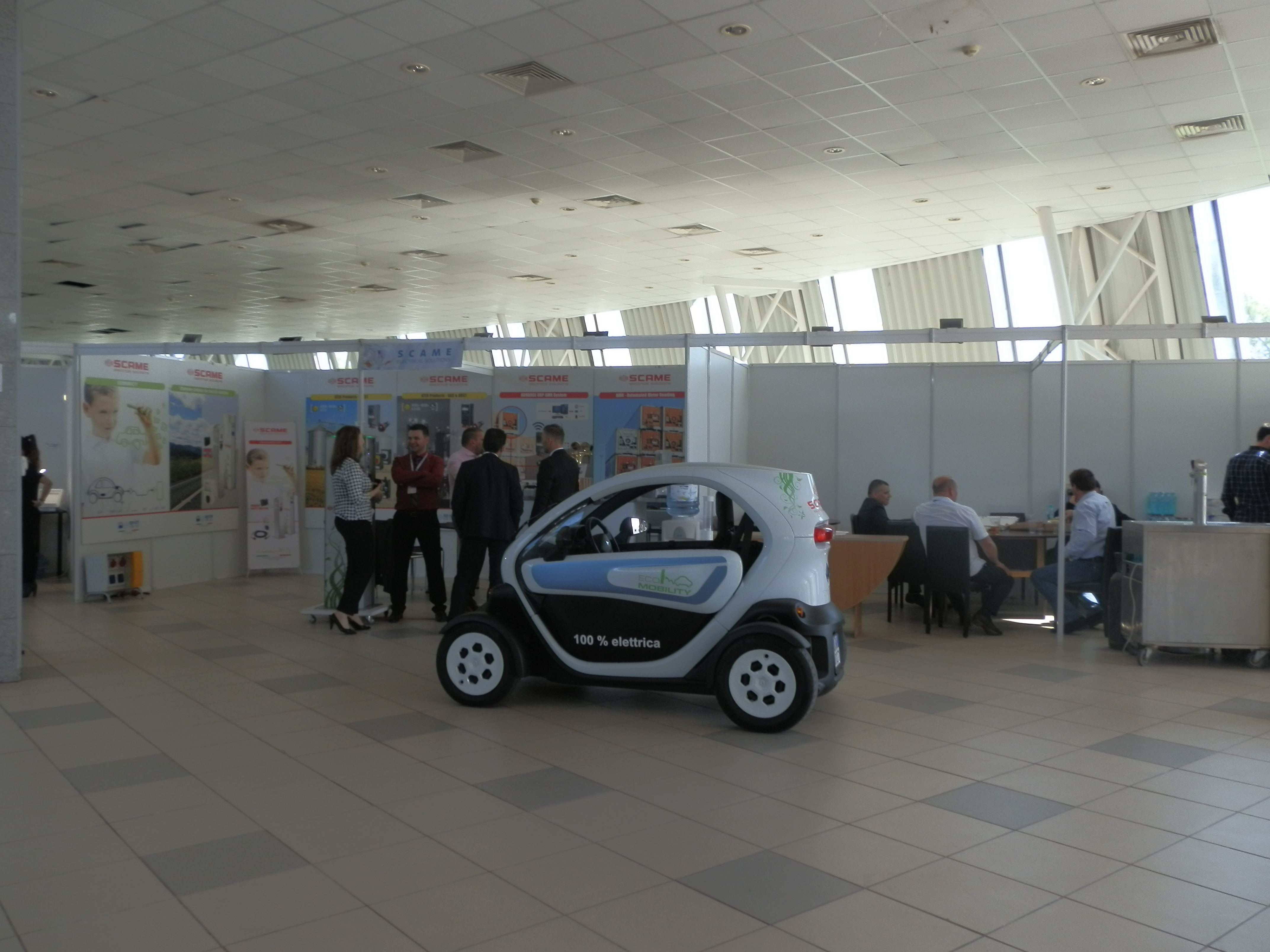 CONSTANȚA: Expoziție de mașini și produse electrice la Pavilionul Expozițional