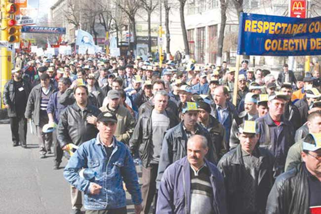 Salariații SOCEP intră în grevă generală