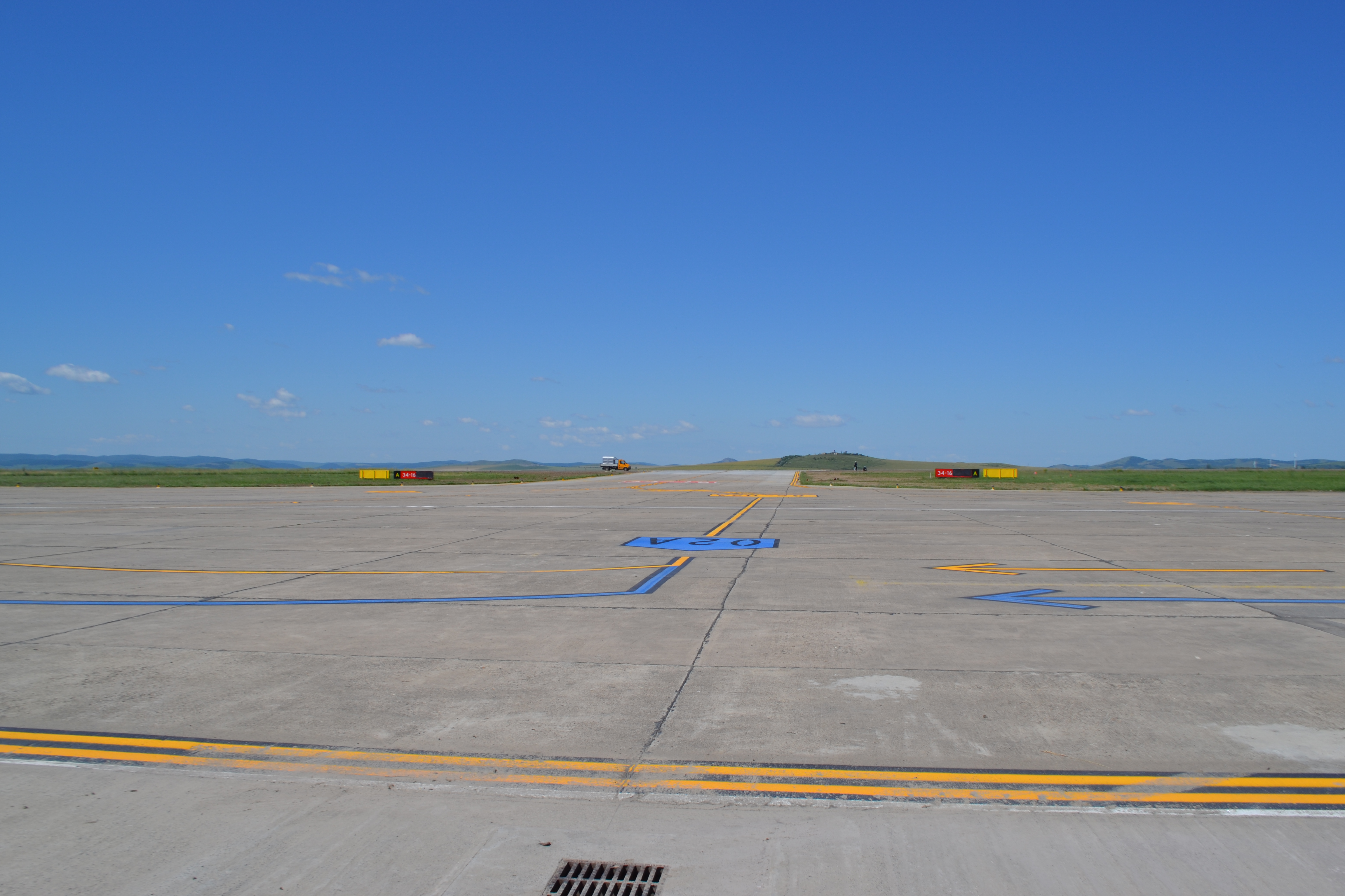 Tulcea: Aeroportul „Delta Dunării” îi așteaptă pe turiști în „haine noi”
