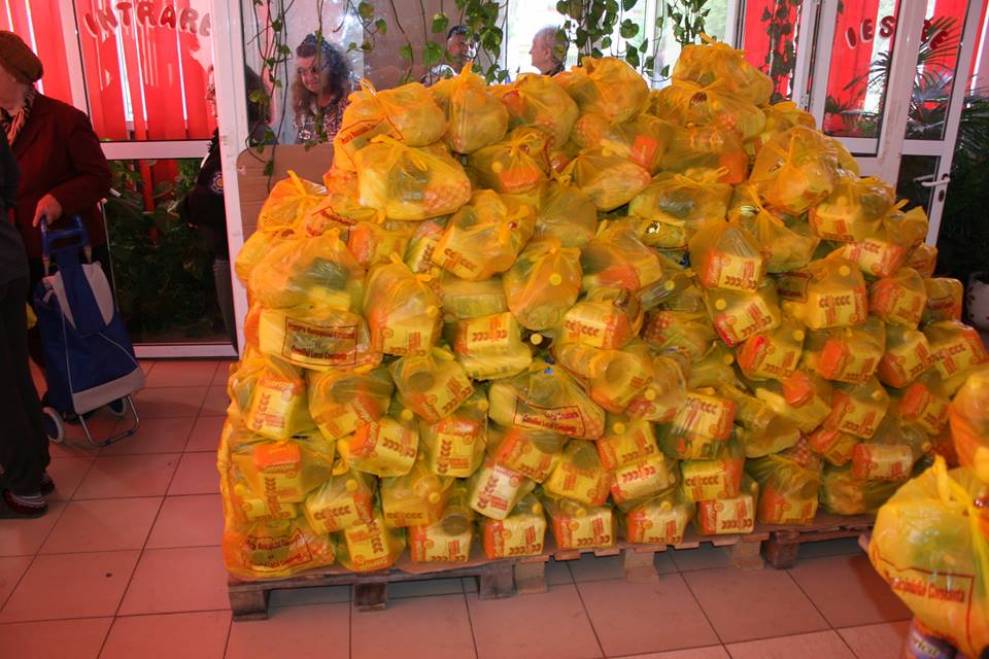 CONSTANȚA: Începe distribuirea ajutoarelor alimentare de la Uniunea Europeană