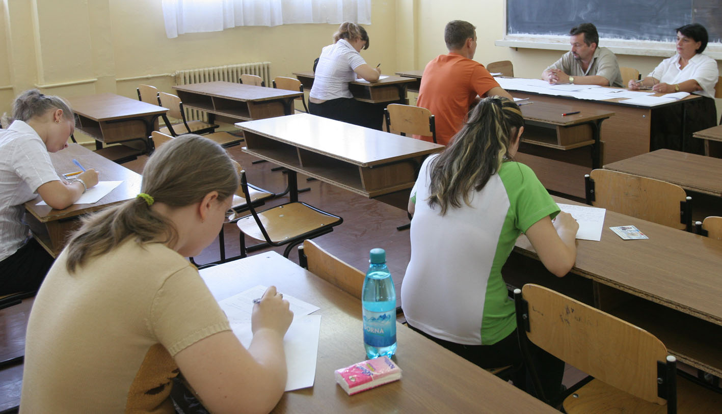 Eliminați de la BAC pentru tentativă de fraudă