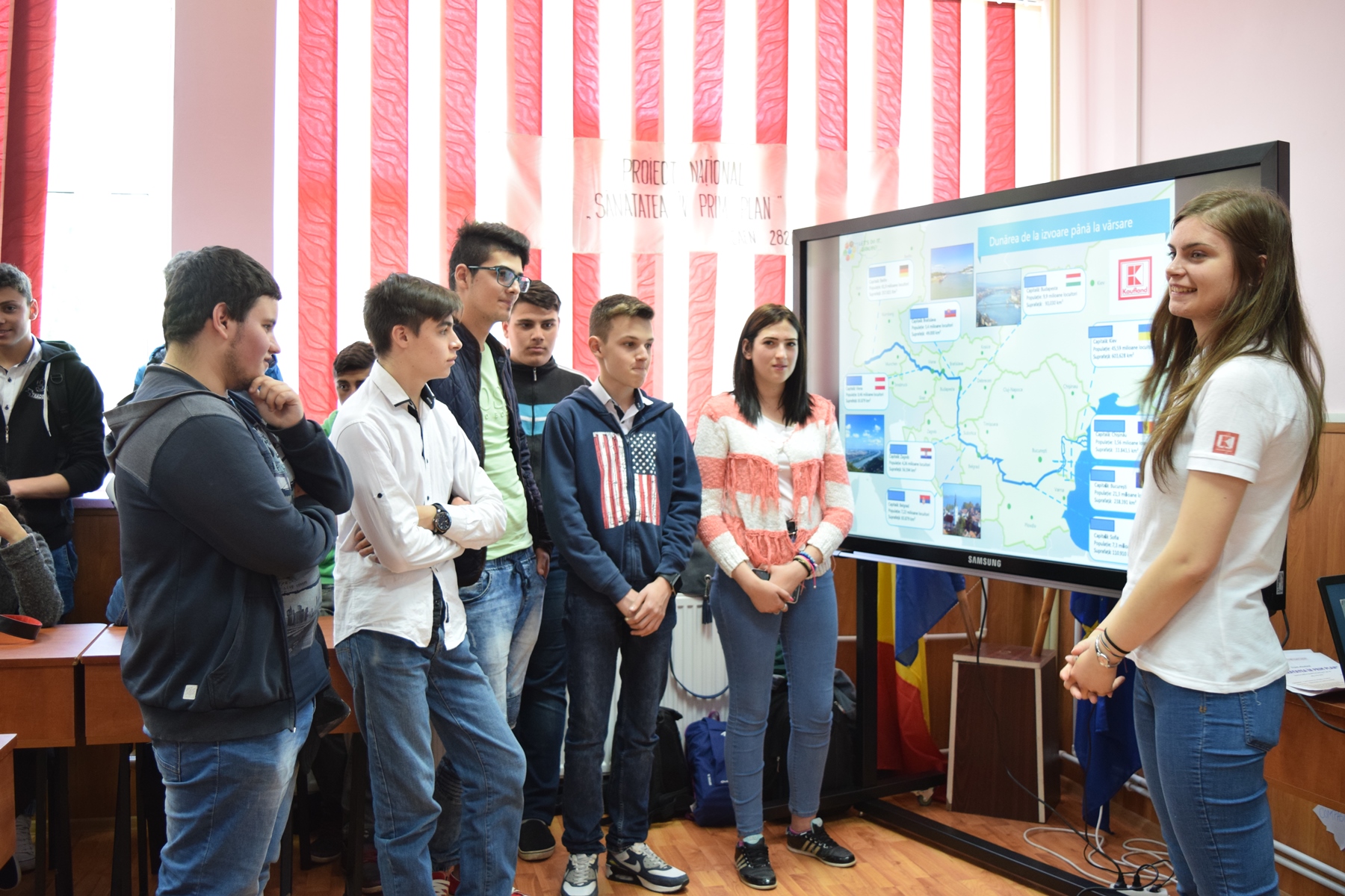 TULCEA. Colegiul Economic „Delta Dunării” și-a adjudecat marele premiu al concursului „Let`s Do It, Danube!”