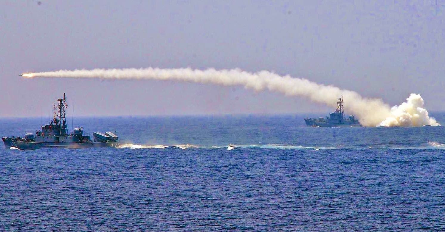 CONSTANȚA: Exerciții navale româno-americane pe Marea Neagră