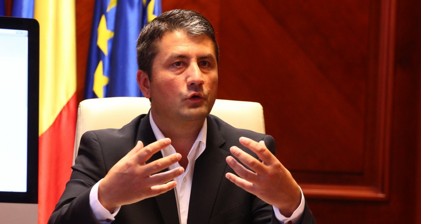 Decebal Făgădău atenționează Apele Române să supravegheze igienizarea plajelor
