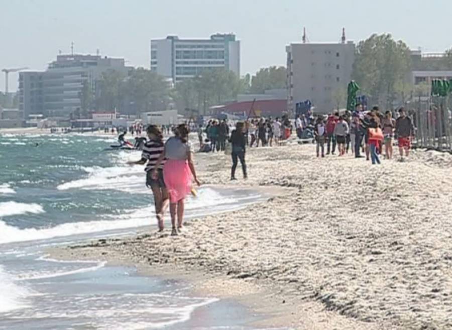 Numărul turiștilor de pe litoral ar putea crește la finalul săptămânii