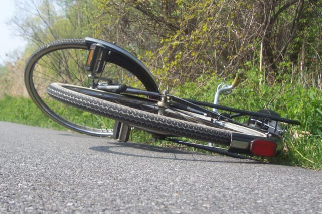 TULCEA: Biciclist accidentat de un tractor