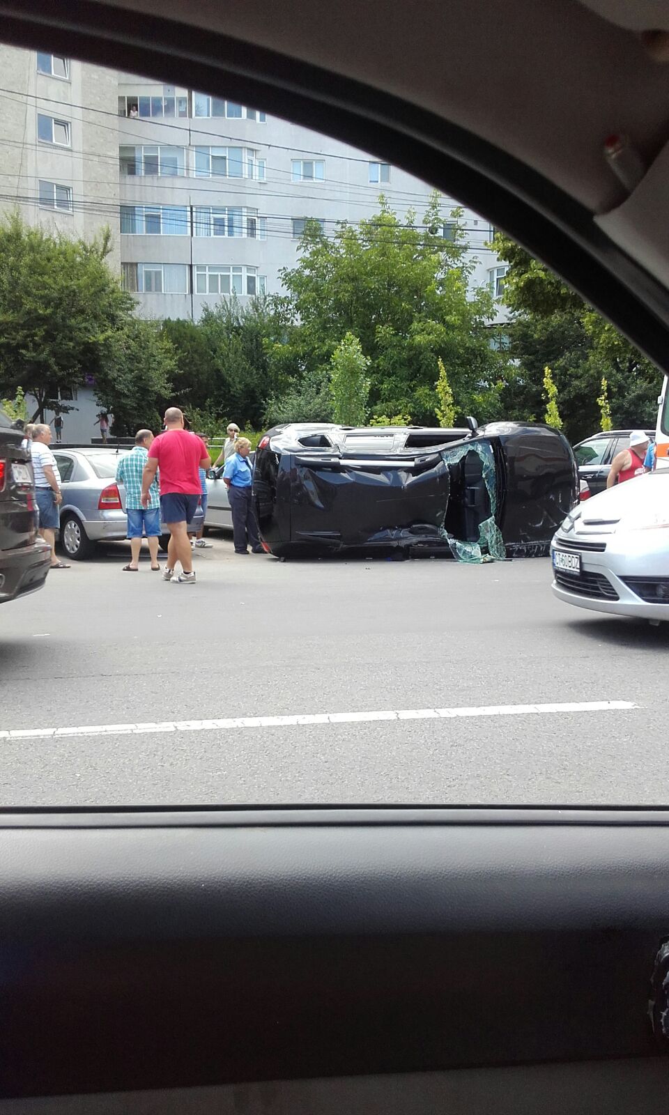 Update – CONSTANȚA: Mașină răsturnată într-un accident produs în zona Dacia