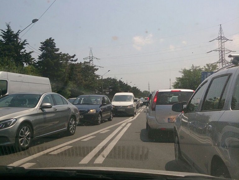 ATENȚIE șoferi! Folosiți și ruta ocolitoare pentru a evita aglomerația de pe podul de la Agigea