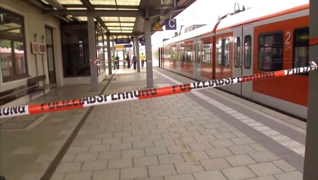 VIDEO – Atac cu TOPORUL într-un tren din GERMANIA