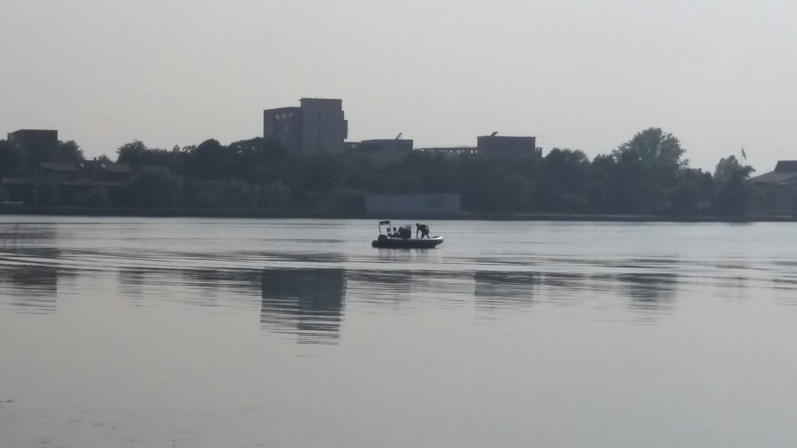 Au fost sistate căutările celor doi pescari dispăruţi pe Lacul Siutghiol