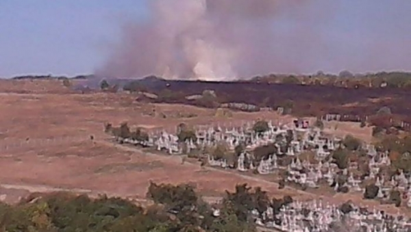Incendiu în cimitir!
