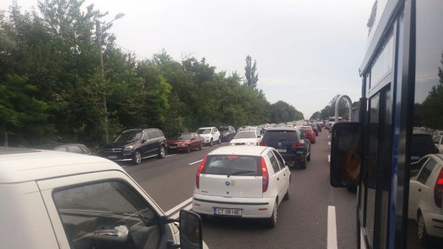 Trafic aglomerat pe DN 39/DN 38. Recomandările Poliției Rutiere