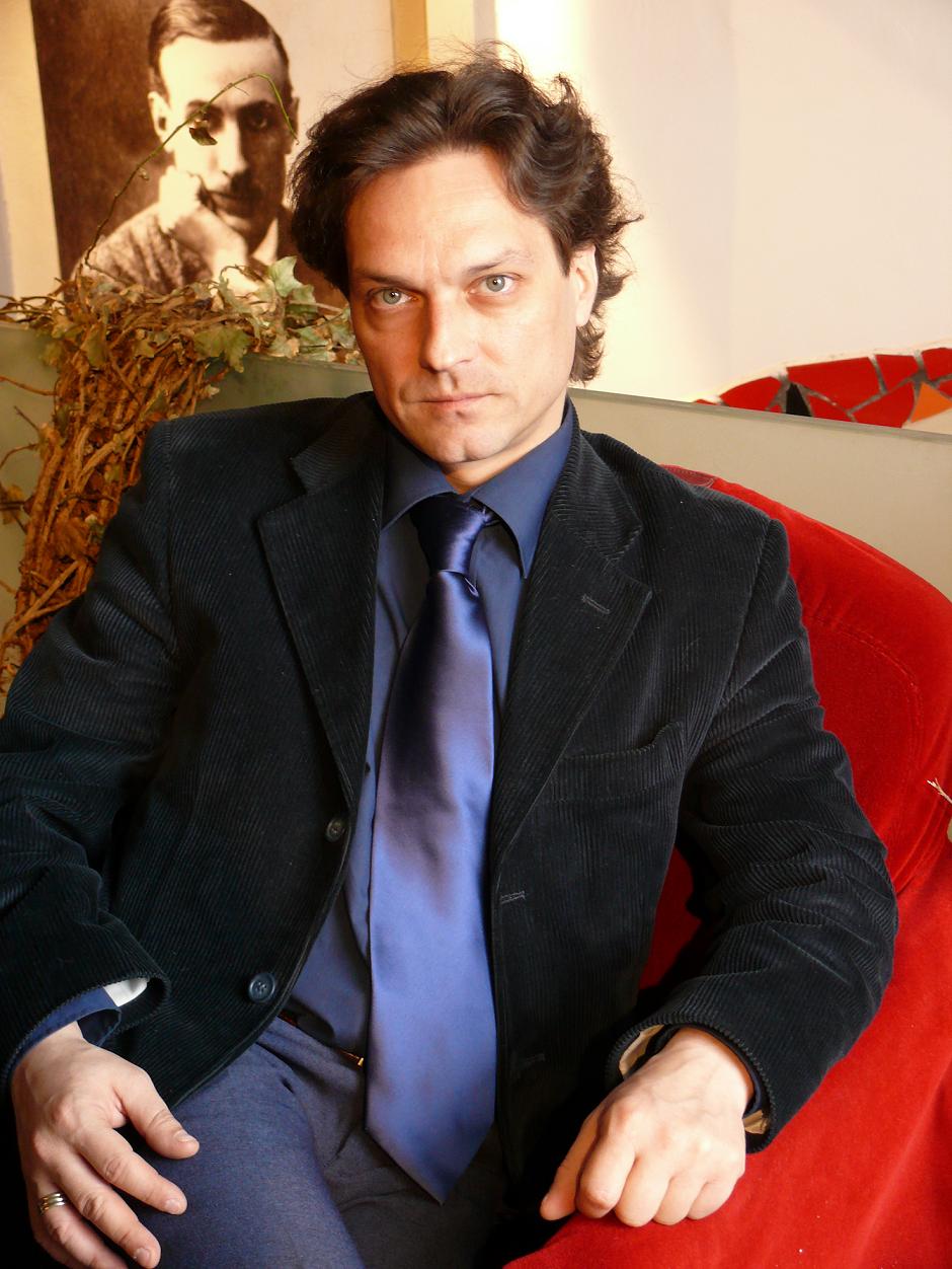 Actorul George Ivașcu, la DNA
