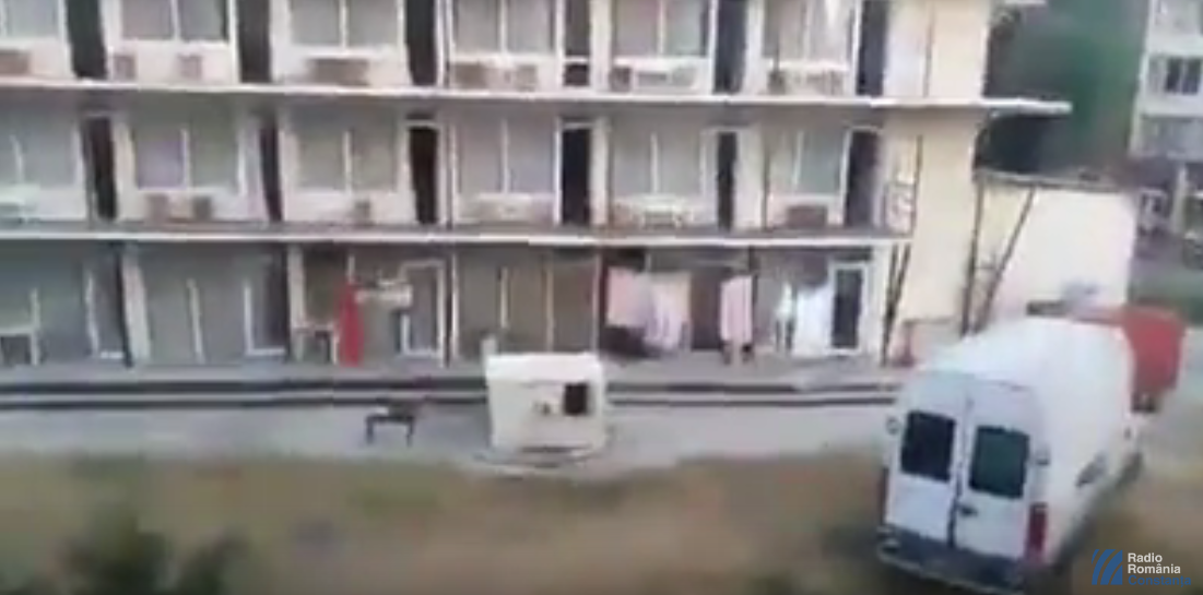 VIDEO/MAMAIA: Generatorul de curent care nu lasă turiștii să doarmă