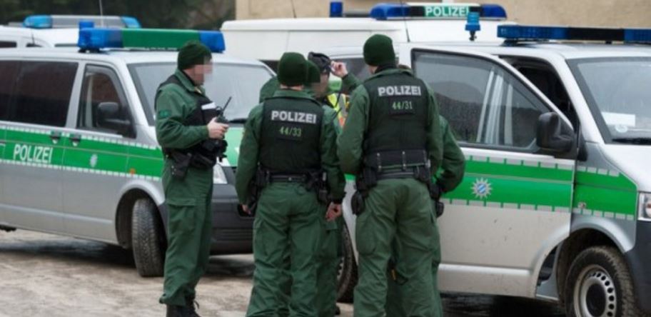 Germania: Un refugiat sirian a fost arestat după ce a ucis o femeie cu o macetă