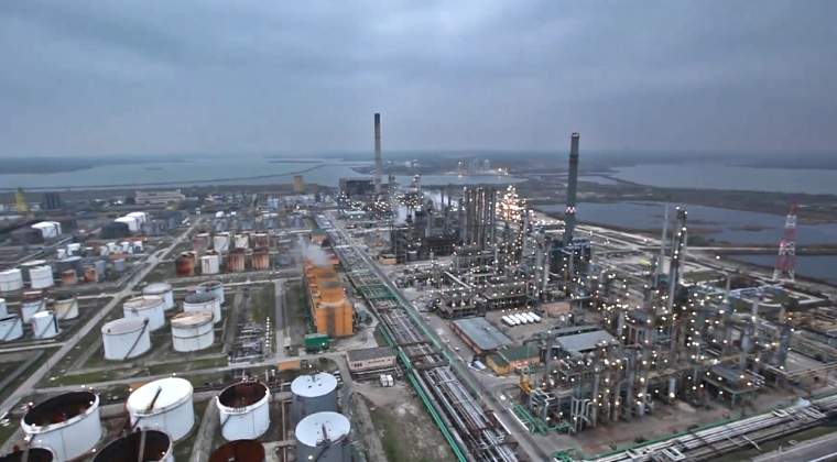 KMG vrea să cumpere acțiuni deținute de statul român la Rompetrol Rafinare