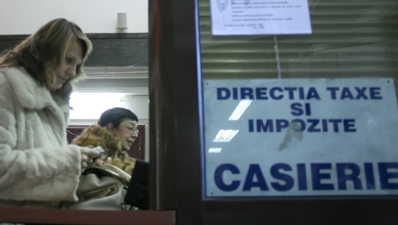 TULCEA. Taxe și impozite locale plătite cu CARDUL