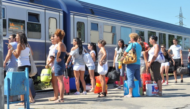Drumul la mare cu trenul, un risc asumat de fiecare turist!
