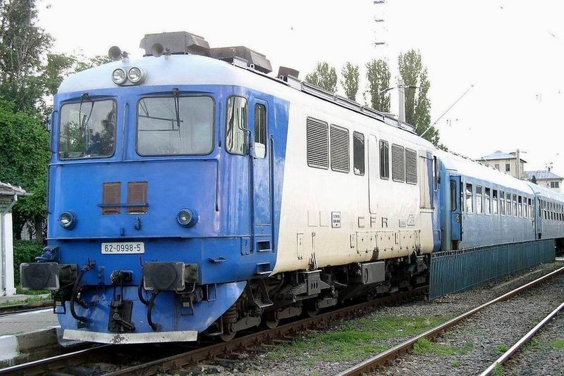 Update – MUREȘ: Circulația trenurilor, blocată din cauza unui accident