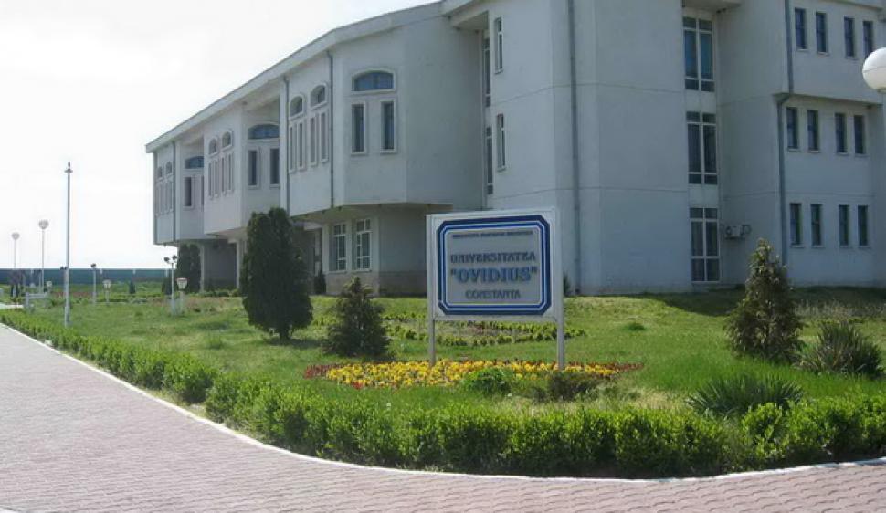 Universitatea Ovidius organizează festivitatea de deschidere a noului an universitar. Studenții de la cinci facultăți vor învăța doar on-line