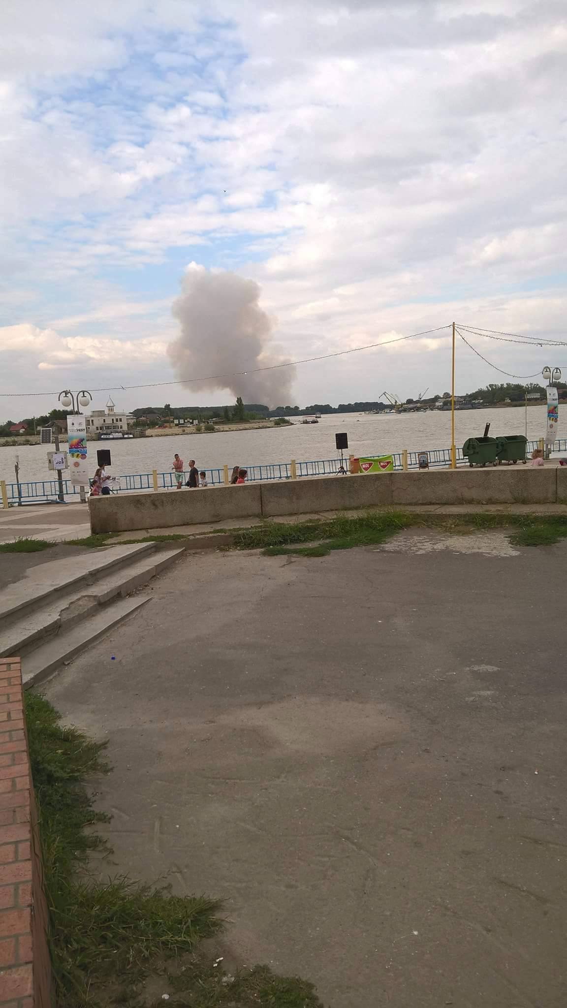 FOTO – Județul TULCEA: Incendiu în localitatea Tudor Vladimirescu