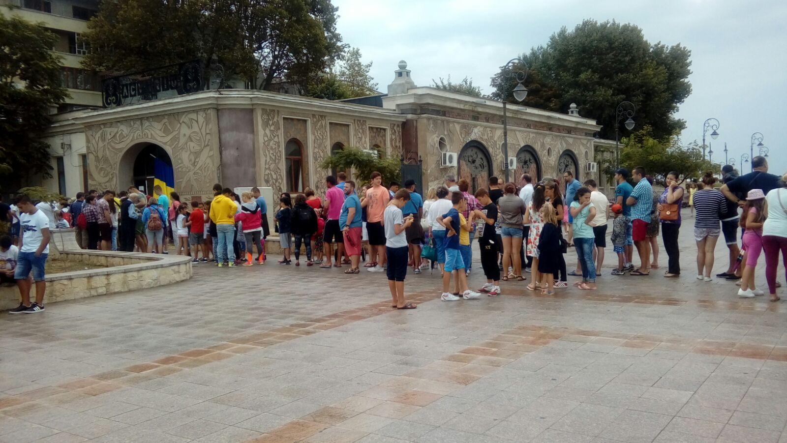 Vremea capricioasă a ghidat turiștii către Acvariu și Delfinariu