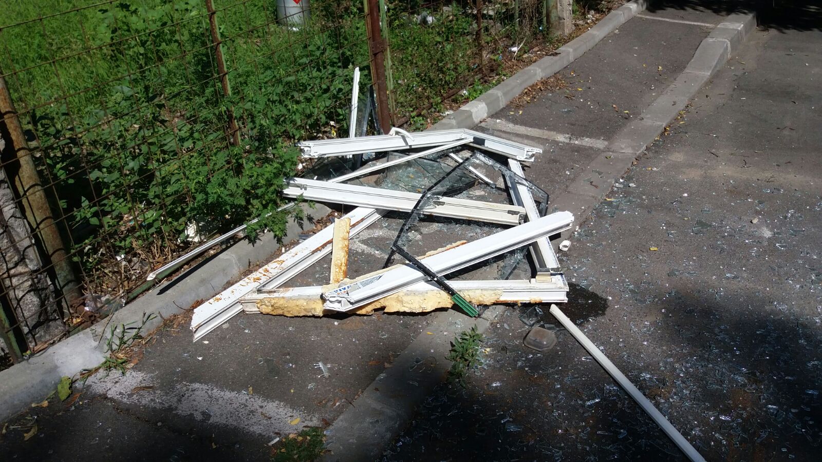EXPLOZIE în Sectorul 4 din București