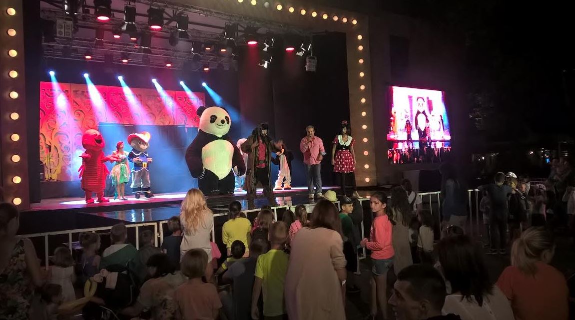 MAMAIA: Programul manifestărilor din week-end la Caruselul COOLtural