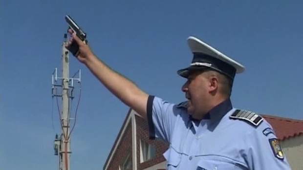 Update – FOC de avertisment: Tânăr din CĂLĂRAȘI, reținut la NĂVODARI de polițiștii rutieri