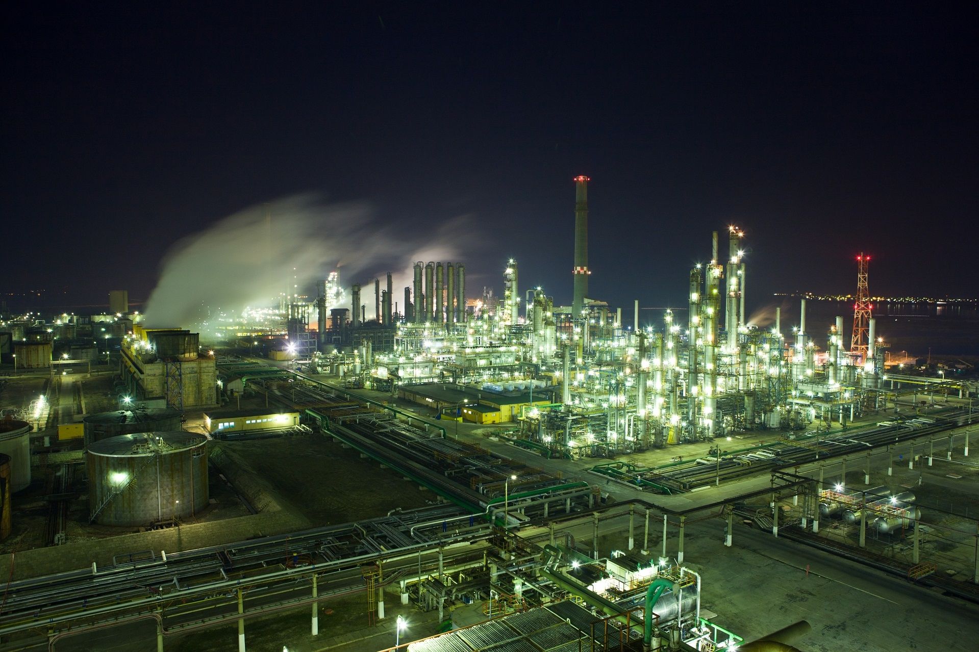 La o săptămână de la explozie, Rafinăria PETROMIDIA intră în revizie!
