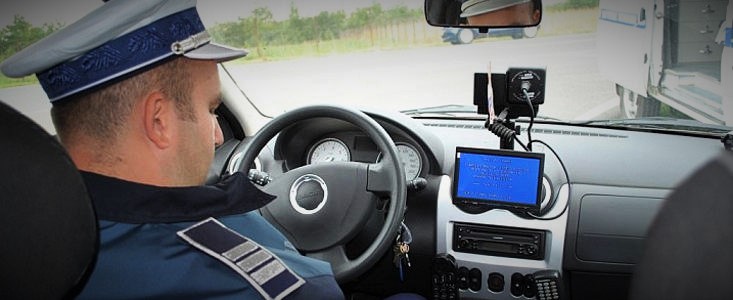 Polițiștii, ”camuflați” la vânătoare de vitezomani pe Autostrada Soarelui