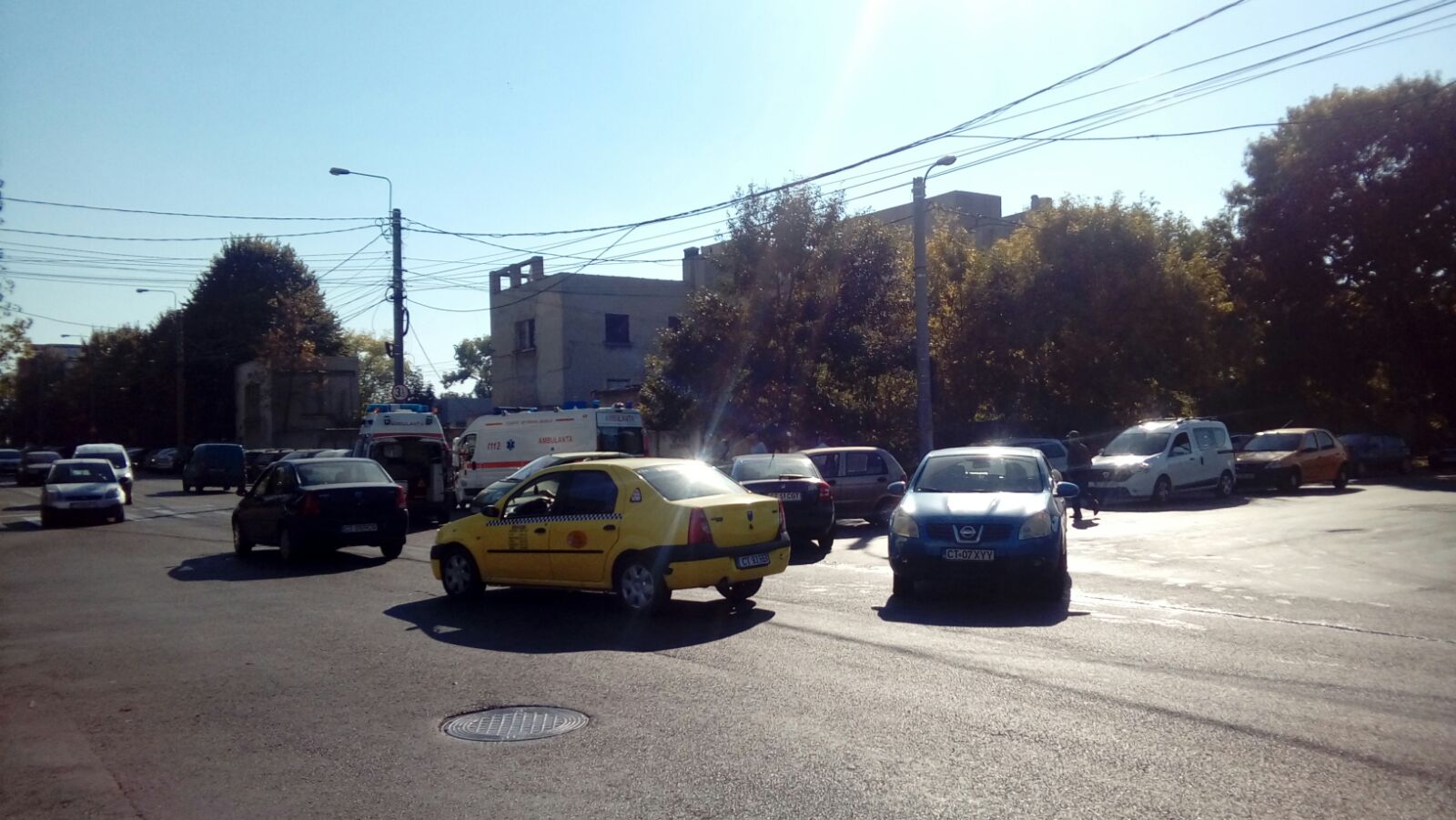 FOTO – CONSTANȚA: Trafic îngreunat în zona Far în urma unui accident rutier